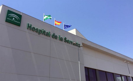 Tres mujeres y un bebé resultan heridos tras colisionar dos turismos en Ronda